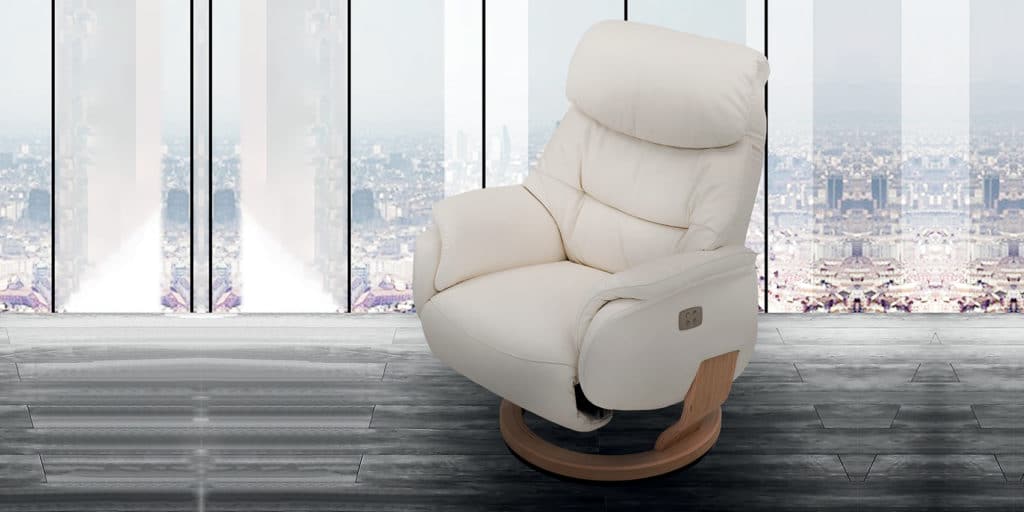canapé d'angle cuir beige avec fauteuil électrique de la marque Chateau d'Ax | UK